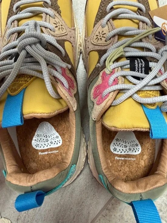 NWT Flower Mountain Wave Sneakers - Yellow Multi women’s size 8/ 39 - Picture 4 of 8